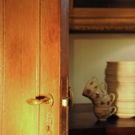 Het Domherenhuis B&b, Restaurant Calice ベッド・アンド・ブレックファスト *