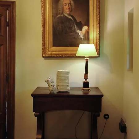 ベッド・アンド・ブレックファスト Het Domherenhuis B&b, Restaurant Calice Heusden-Zolder