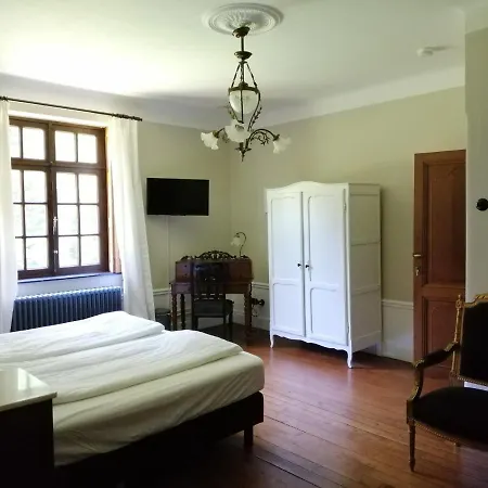 ベッド・アンド・ブレックファスト Het Domherenhuis B&b, Restaurant Calice *